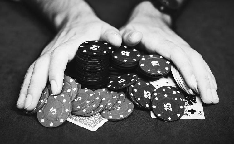 Uzależnienie od hazardu – gdzie szukać pomocy?