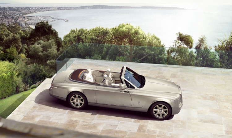 Luxury Rolls-Royce Phantom